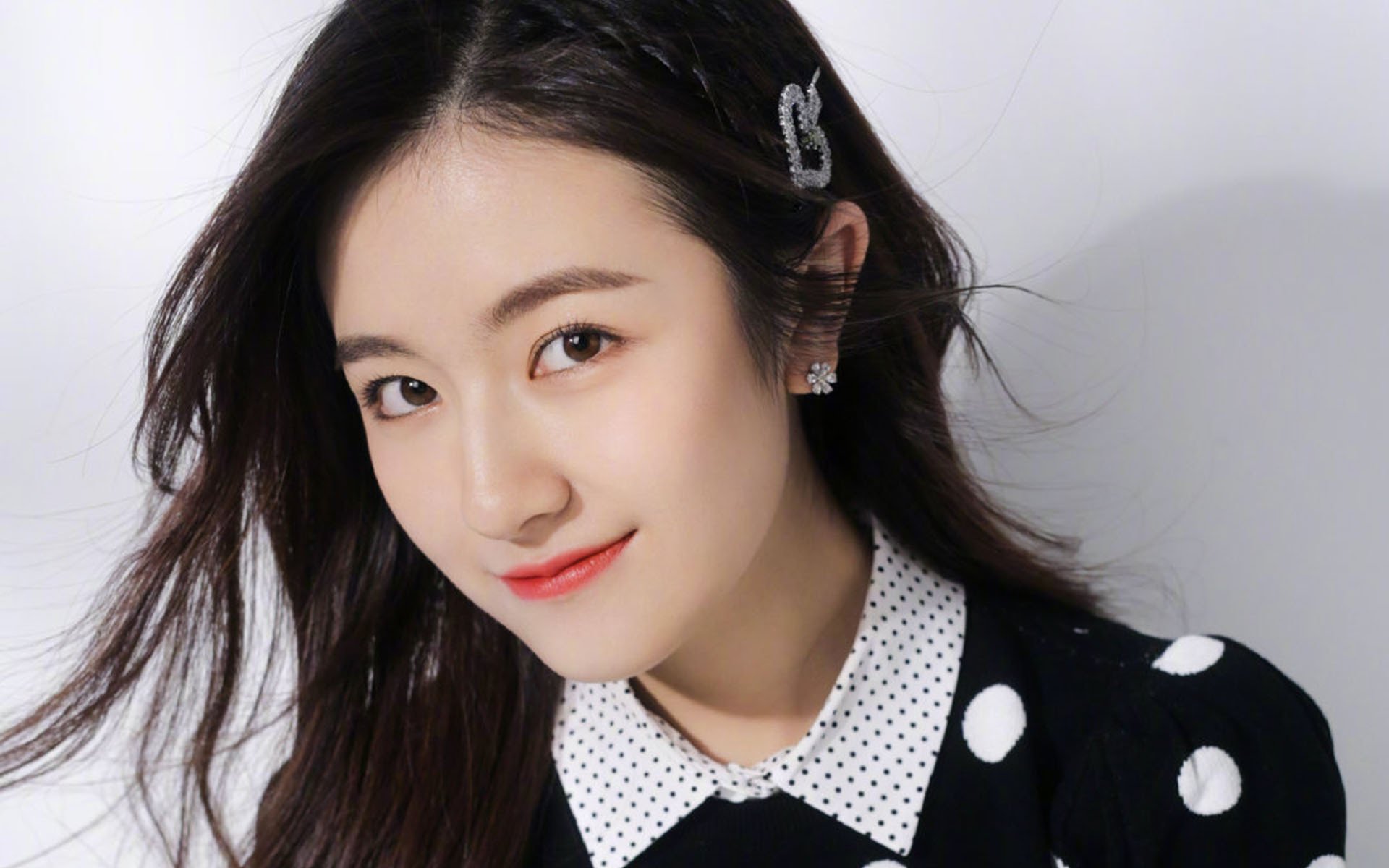 开云·体育全站登录地址-《使命召唤》选手结婚：电竞爱情故事与家庭生活，使命召唤游戏人物原型